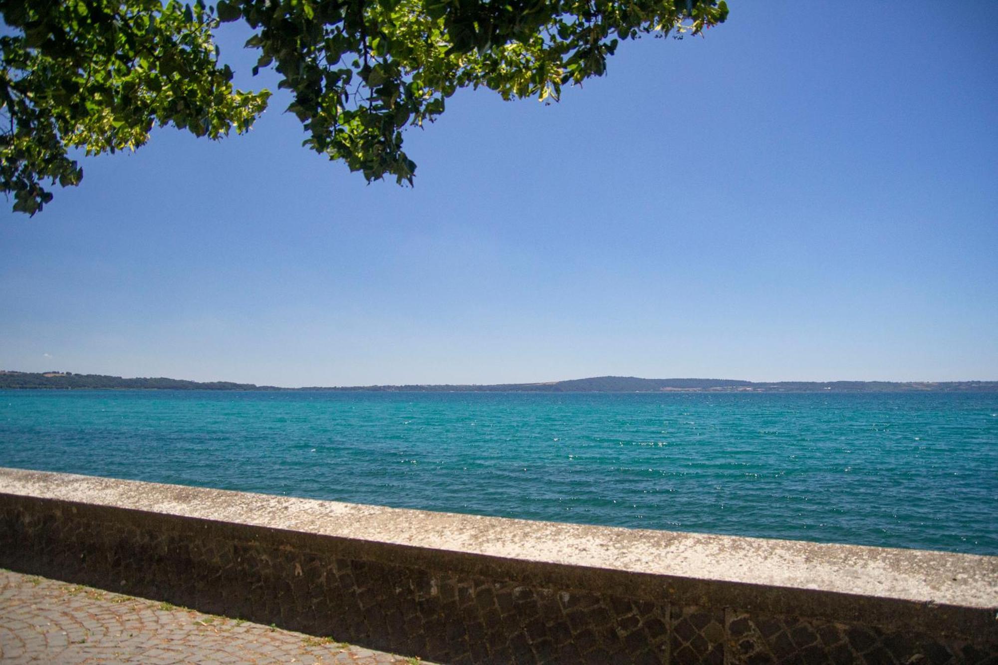 Ferienwohnung Finestra Sul Borgo Trevignano Romano Exterior foto